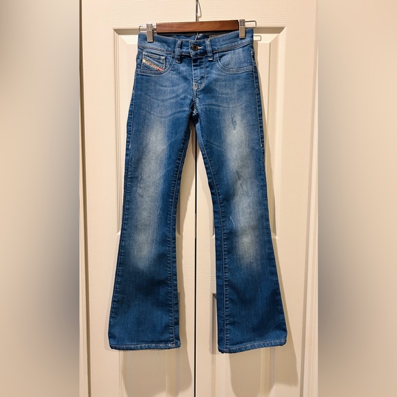 Size 25 Diesel Livier-Flare Jeans – Super Slim Flare Stretch Denim - Picture 3 of 14